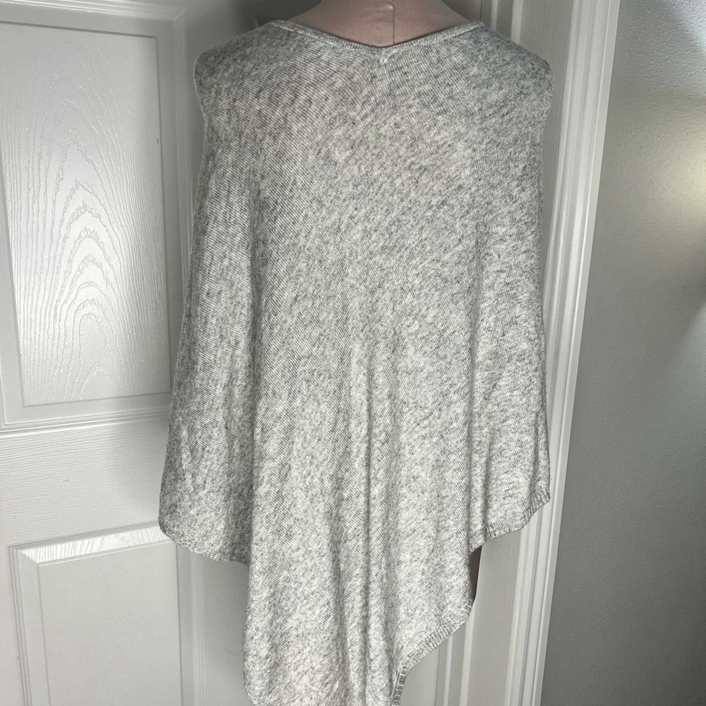100% Exclusive Cashmere Poncho Cape Lightweight Sweater Sz Small